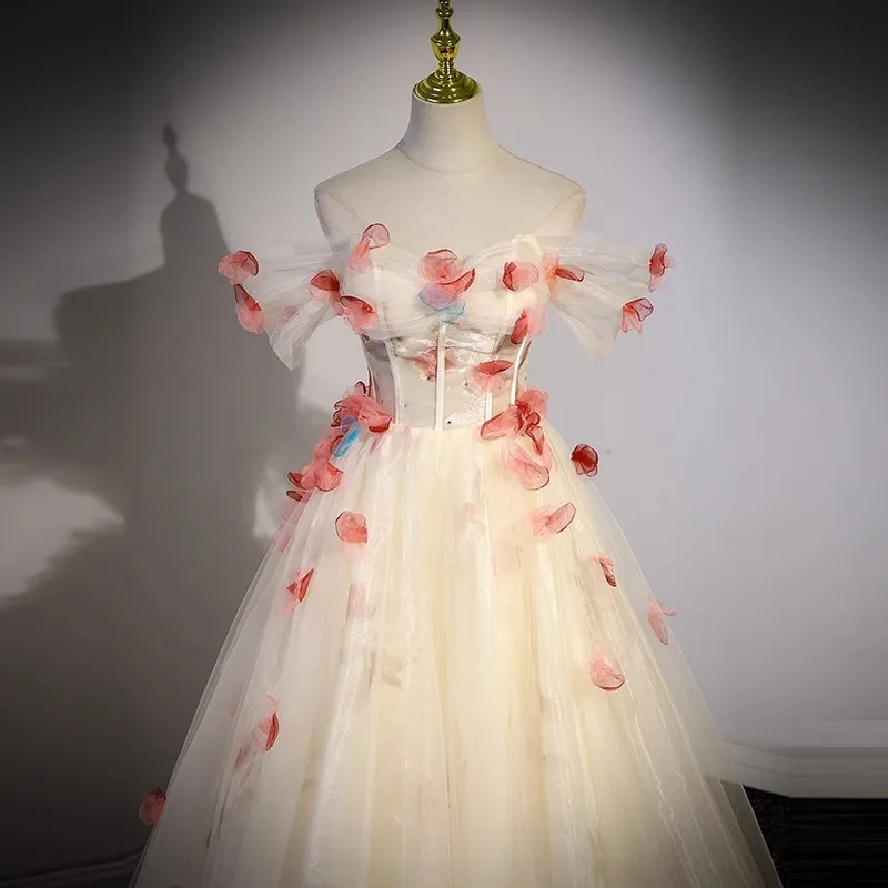 Women's One Shoulder Three-dimensional Petal Mesh Strapless Light Wedding Dress Long Skirt Fashionable Niche Host Evening Dress