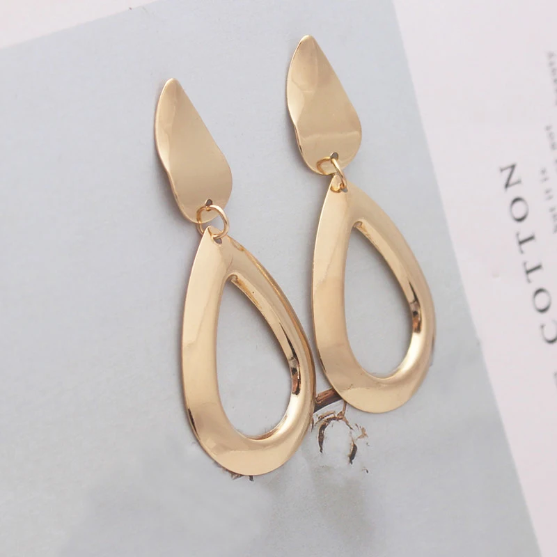 Gold Color Water Drop Women Dangle Earrings Metal Geometric Statement Drop Earrings for Ladies Fashion Hanging Earrings aretes