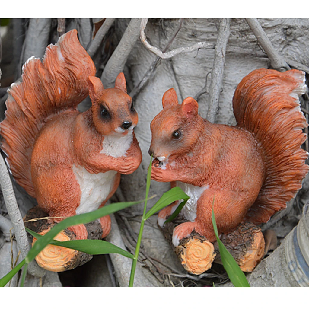 Pack of 2 Handmade Brown Resin Cute Squirrel Model Figurine for Doll House Layout DIY Accessory