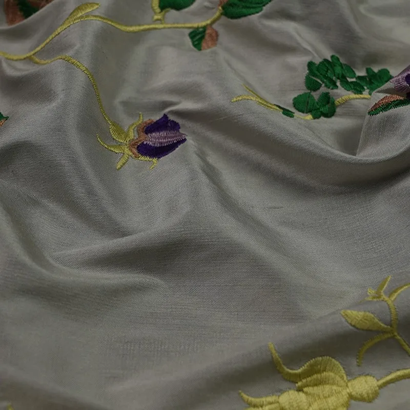 Embroidered jacquard double fabric silk real traditional pattern Chinese cheongsam clothing