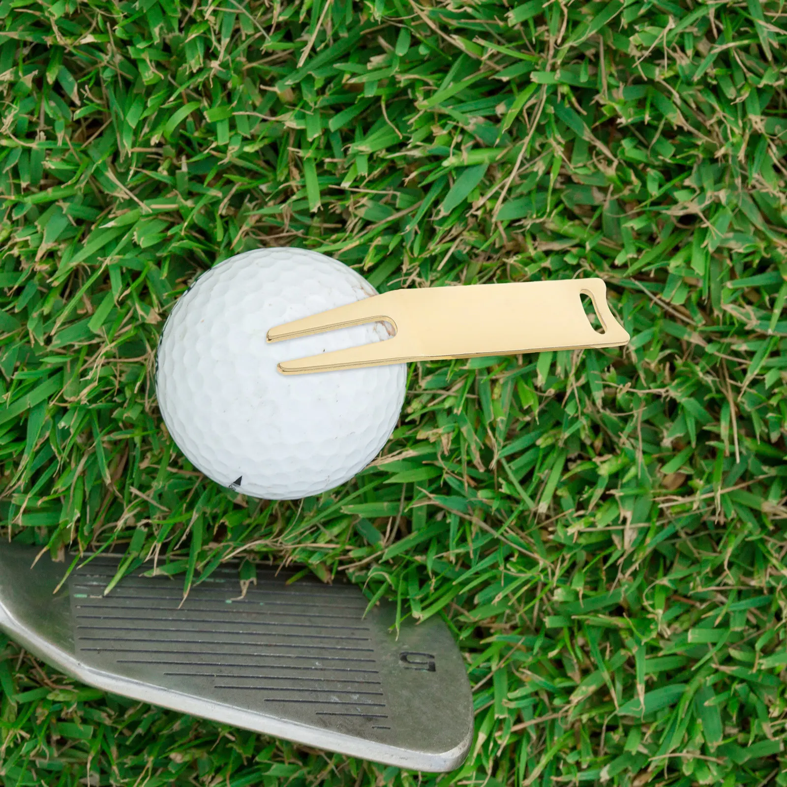 2Pcs Metal Golf Divot Repair Tool Golf Ball Mark Fixer Green Maintenance Tool for All Skill Levels Compact