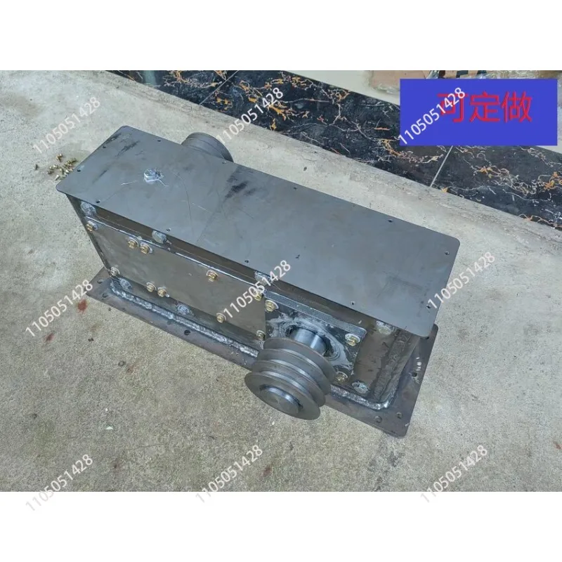Water Power Generator Speed Up Gear Reducer Box Sealed Structure Custom Gear Ratio Metal Oil Seal Custom Machining
