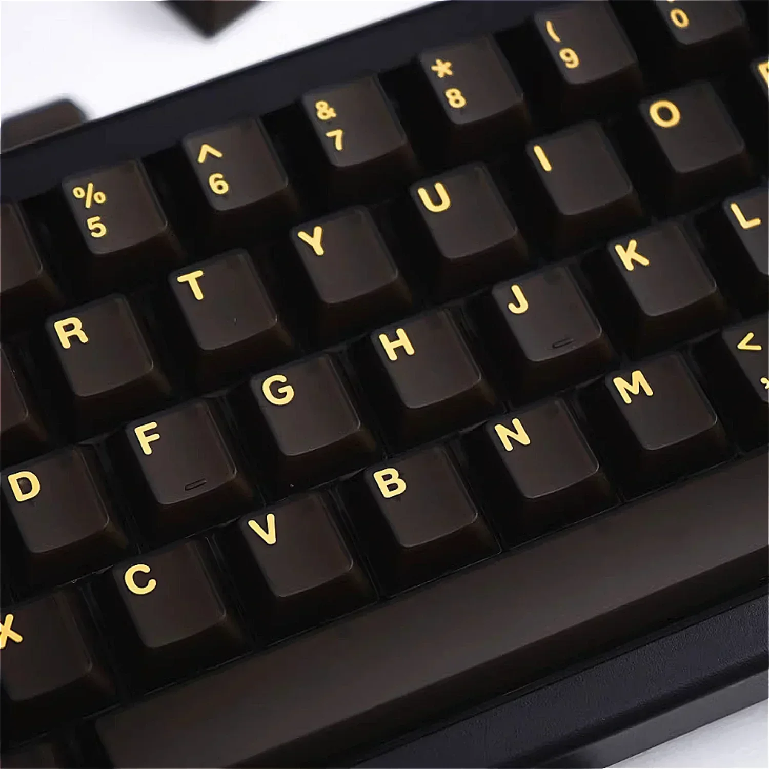 Imagem -02 - Keycaps Semi-transparente Preto Dourado Preto Ciano Cereja 120 Teclas Moldagem de Cores Adequada para Teclados Mecânicos mx Switch