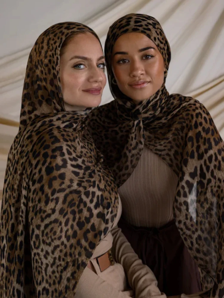 Nieuwe dubbelzijdige print mod - Embroidery Hijab recensie en prijs