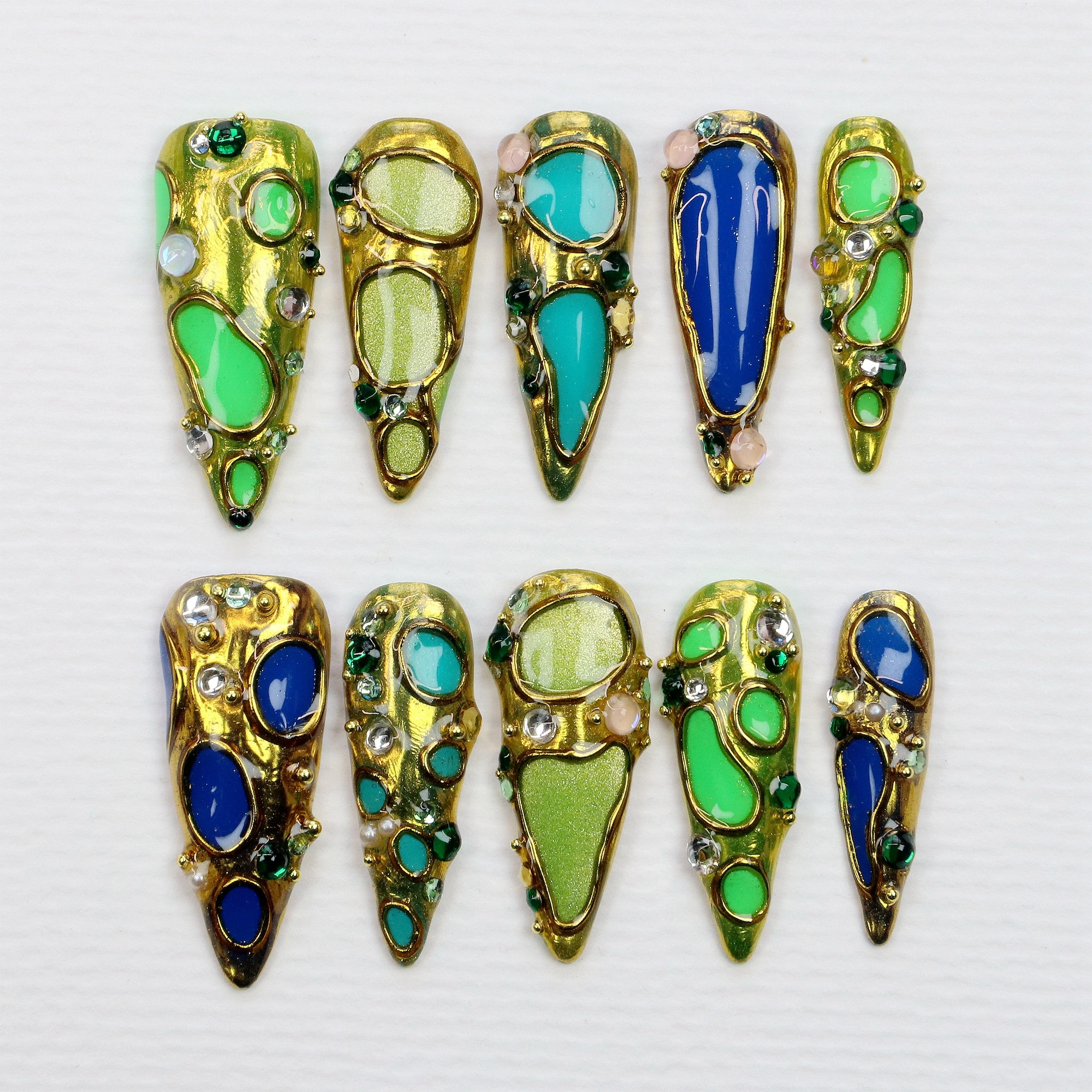 

10Pcs Hand-Painted Free-Style Press On Nail,Y2K 3D Acrylic Metallic Crystal Custom Rainbow FreeStyle Long Stilett Holiday Nails