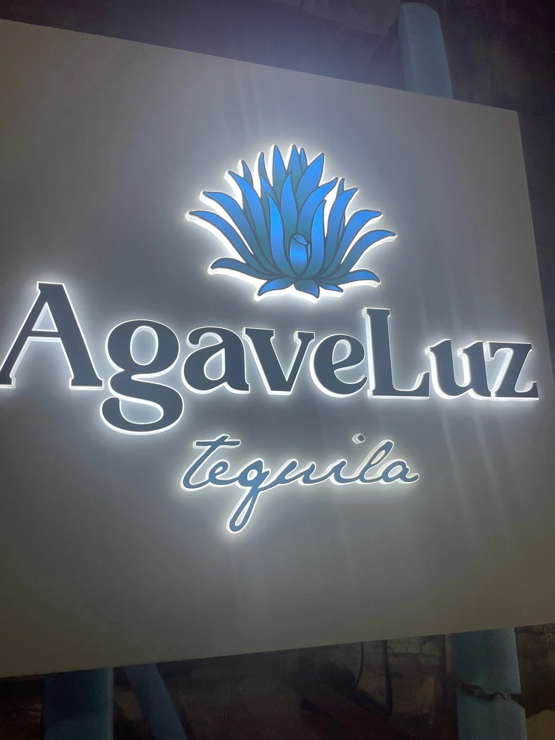 Sinal retroiluminado personalizado 3d metal ao ar livre led letras de canal de metal logotipo da empresa de negócios decoração da parede design iluminado sinal carta