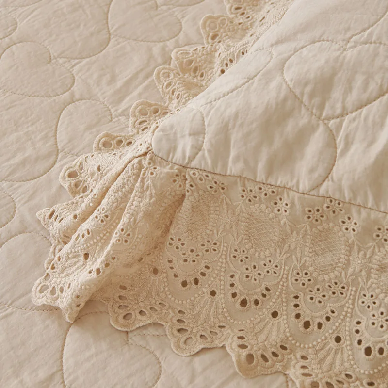 High Quality Embroidered Quilt Set, Solid Color Soft Cotton Sandwashed Quilted Bedspread 3PCS with Lace, Luxury Home Textile 4