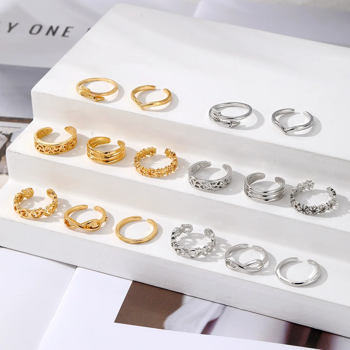 Anillos de dedo del pie ajustables para mujer, Anillo de pie, Color dorado/plateado, joyería redonda de Metal para niñas, moda de playa de verano,