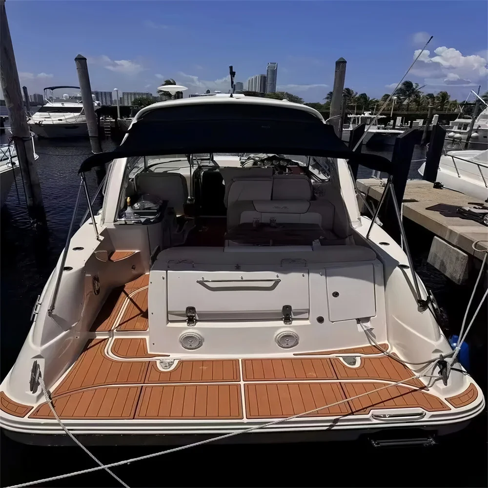 2010-2012 Sea Ray 350 Sundancer Cockpit Swim platform 1/4