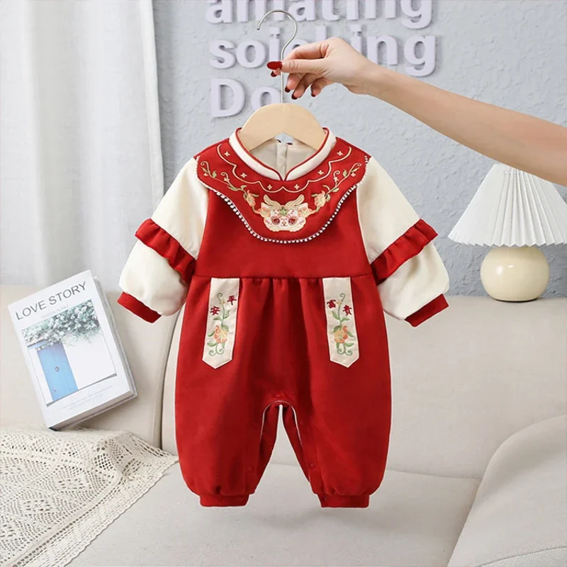 2024 Baby Boy Girl One-Year-Old Long Sleeve Jumpsuit New Korean Warm Fleece-Lined Autumn Winter Clothes Full Month Climbing Suit