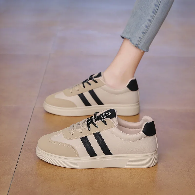 Scarpe da ginnastica classiche marroni da donna, scarpe da skateboard basse alla moda, comode e casual primaverili ed estive