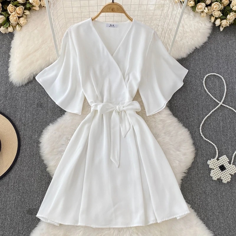 

2025 Summer V-Neck Flare Sleeve Waist Cinched Slim Bow Tie A-Line Dress