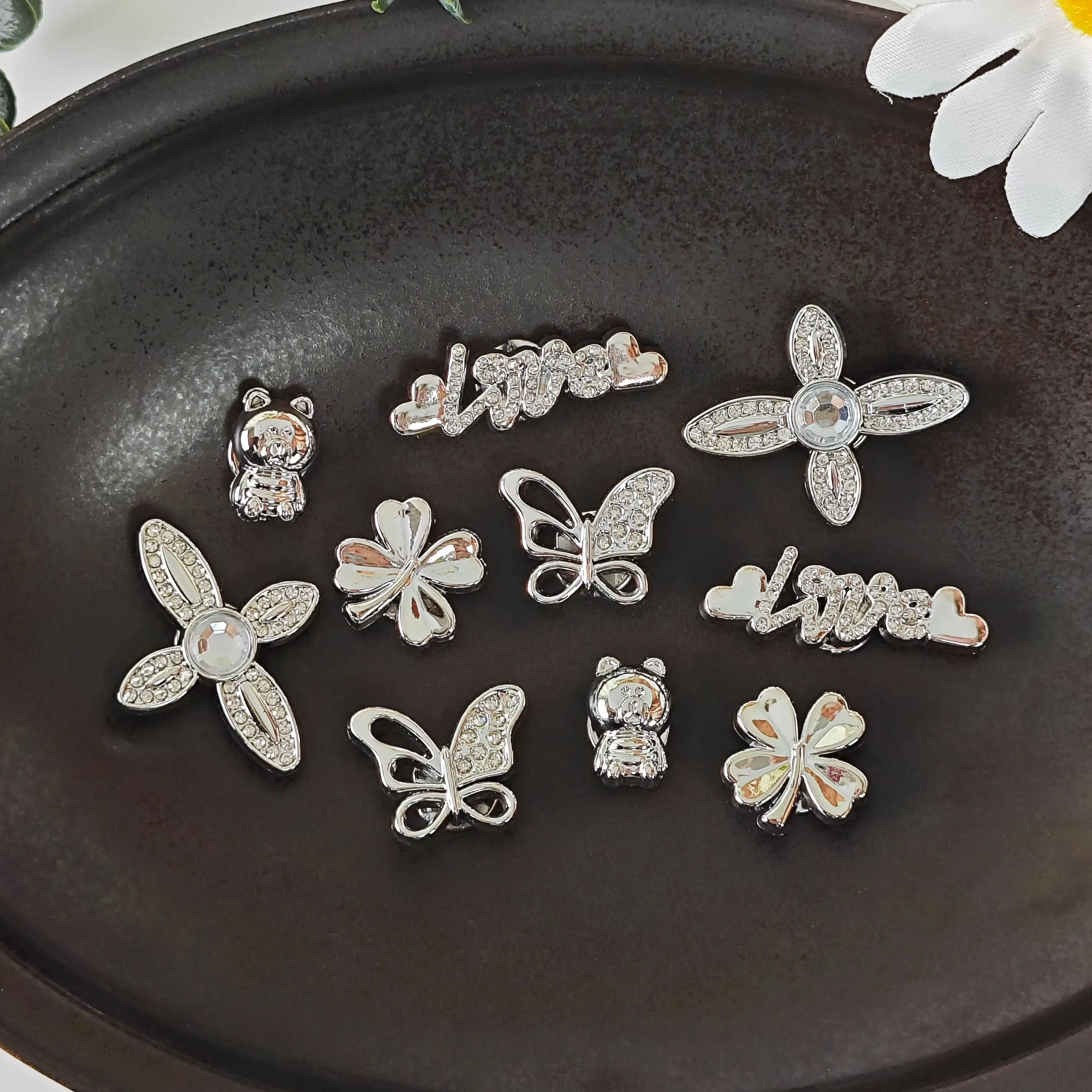 10Pcs DIY Shoe Decoration Charms with Shiny Stars, Letters, Flowers, and Butterfly Decorations. Non-Metallic Lightweight Material. Y2K Fashion Versatile Cute and Unique Style for Both Men and Women. Suitable for Eva Beach Shoes, Sandals, Removable Shoe Decorations, Holiday Gifts