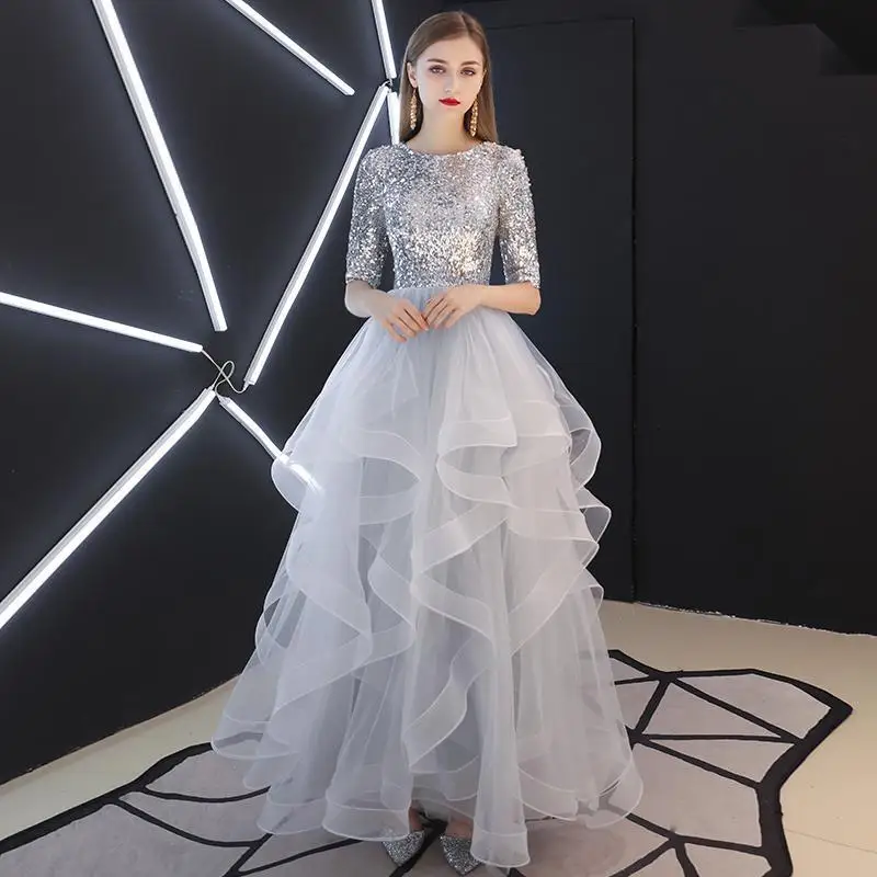 2023 Neues silbergraues Party-Abendkleid mit hochwertigem Glitzer-Kleid mit mittellangen Ärmeln und bauschigem Host-Klavier-Performance-Kleid