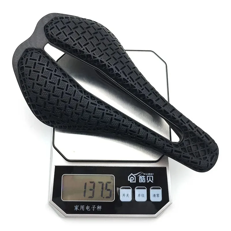 selle-de-velo-ultralegere-en-fiber-de-carbone-imprimee-en-3d-creuse-confortable-et-respirante-pieces-de-siege-de-velo-de-route-en-gravier-pour-vtt