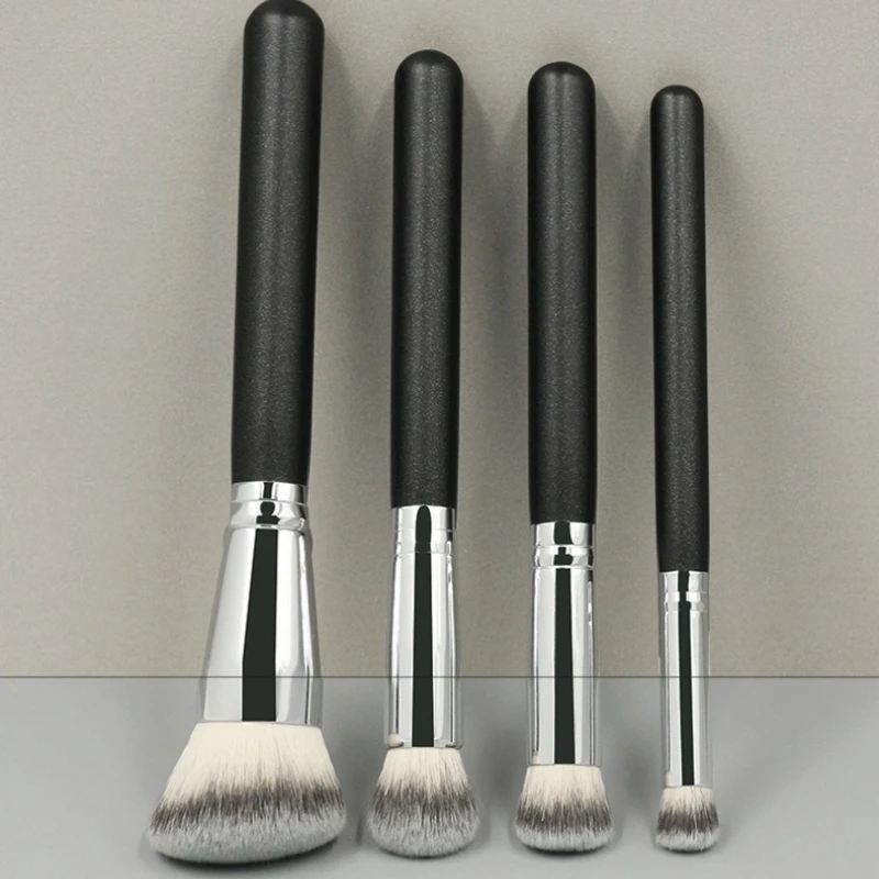 Tige de brosse anti-cernes en Tube d'aluminium épais, avec manche en bois, s'adapte à la peau sans perdre les cheveux, brosse cosmétique Portable, 1 pièce