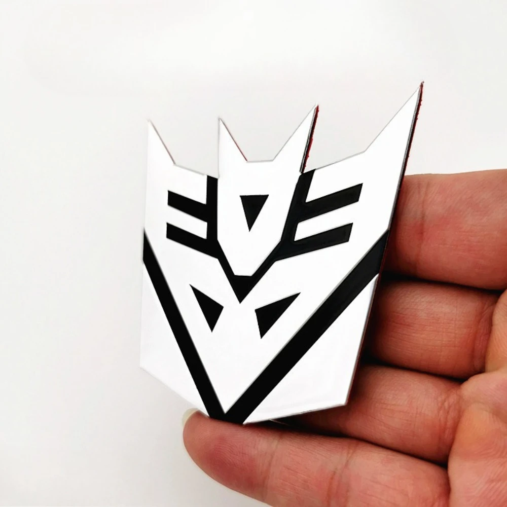 Metallic 3D Sci-Fi Car Stickers – Robot-Inspired Emblem Set, Uses for Automotive Exterior Decoration and Personalized Ride Look