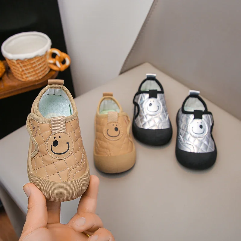 

2026 Autumn New Comfortable Baby Casual Shoes Toes Capped Anti-kicked Boys Girls Walking Shoes Soft Bottom Children Flat Shoes