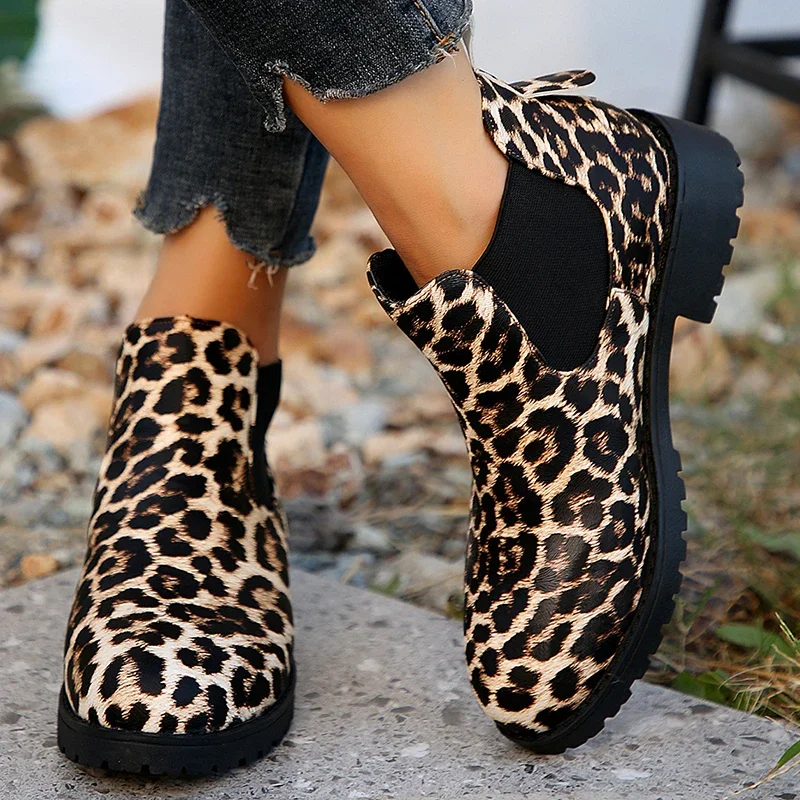 Fashion Leopard Chelsea Boots for Women 2023 Autumn Low Heels Woman Large Size Non-Slip Pu Leather Ankle Botas Mujer