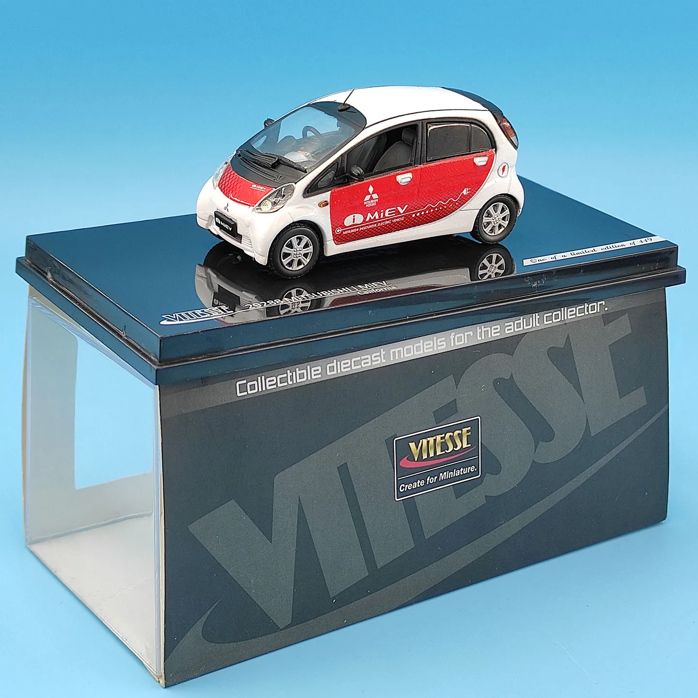 Flawed Diecast VITESSE 1:43 Scale i MiEV California White Alloy Car Model