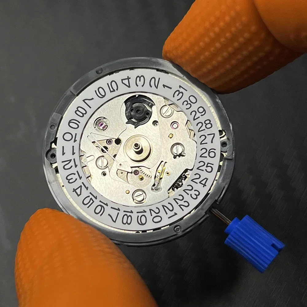 حركة ميكانيكية NH35 معدلة مخصصة سوداء متأرجحة الوزن الدوار اليابان NH35A 24 جواهر أوتوماتيكية 5 ألوان
