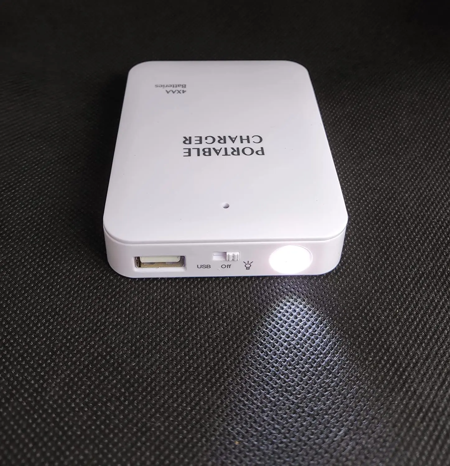 휴대용 AA 배터리 홀더 박스 케이스 스위치 및 LED 조명이 있는 여행용 비상 충전기용 USB 포트, 전화용 충전기, 전원