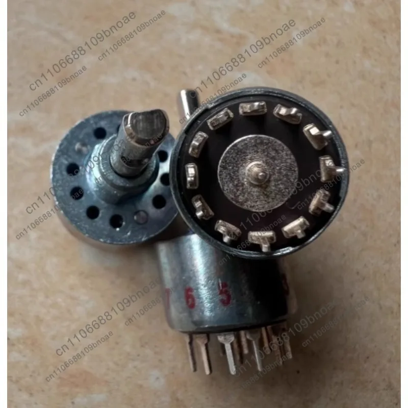 Accessory: 1pc band switch, 13-pin, 5-position, rotatable 4 times