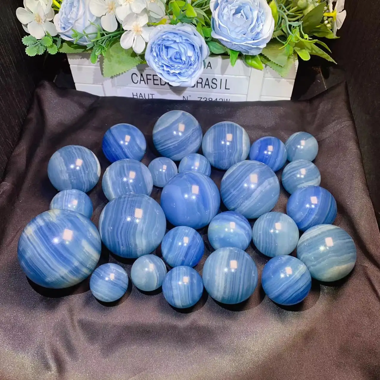 Wholesale Natural Carved High Quality Crystal Blue Onyx Sphere For Home Decoration