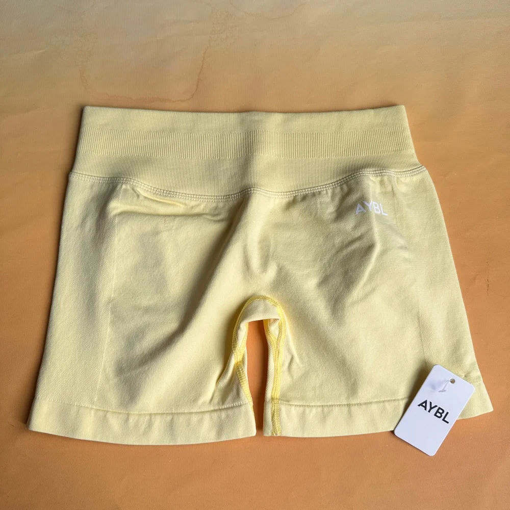 AYBL Marken Nahtlose Po-Formende Mode-Shorts, Trägerloses Sport-BH-Set Feuchtigkeitsableitende Sportunterwäsche & Damen Yoga-Bekleidung – Detail 25