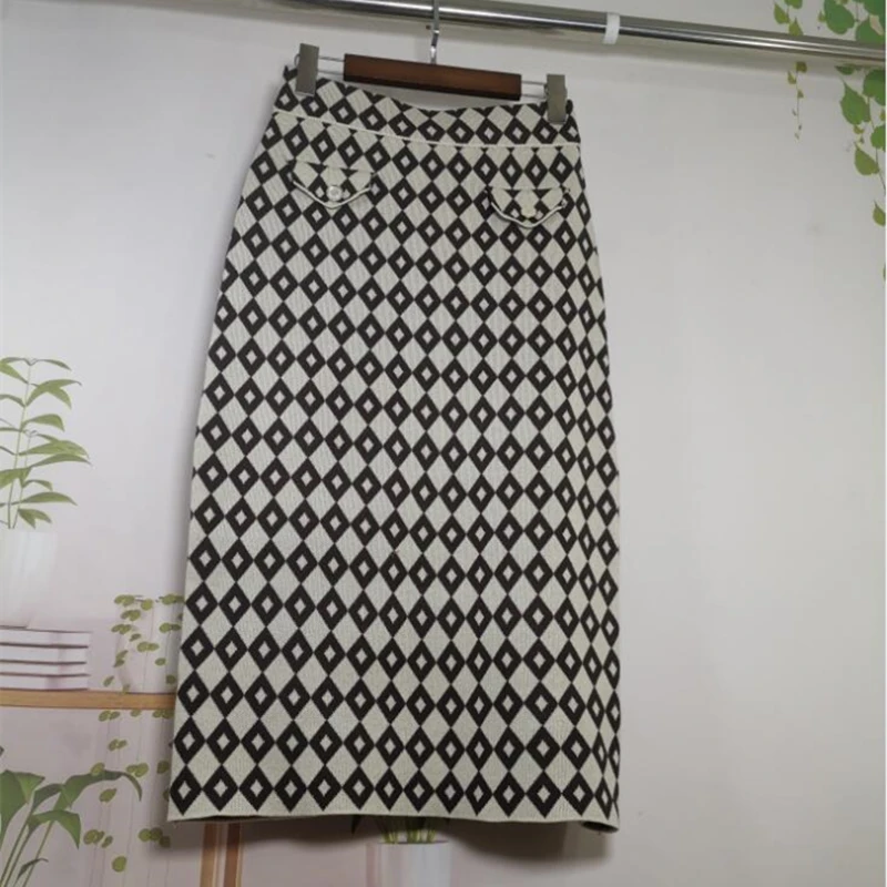 Special Offer Autumn Winter Women High Waist Slim Midi Long Skirt High Quality Fashion Contrast Color Argyle Plaid Knitted Skirt