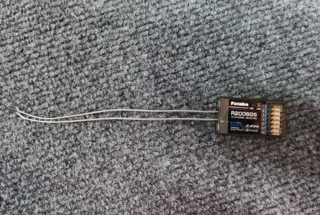 Futaba R2006GS 2.4G S-FHSS 6-Channel High-Voltage Receiver Futaba T6J T8J 18MZ 14SG Remote Control Receiver For Rc Planes Parts