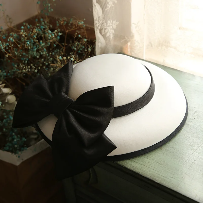 Women French Style Vintage Hat with Big Bow, Celebrity Elegant Fascinator Hat, Ascot Derby Party Photography Headwear for Lady