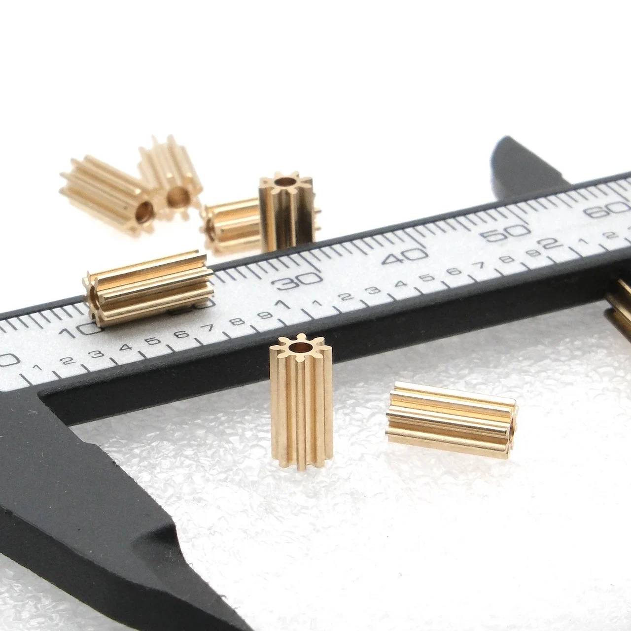 8/10 Teeth Small Copper Gear M0.5 DIY Model 0.5M 8T 10T Hole 2mm Thickness 10mm for Hobbyist And Engineering Projects RC Model