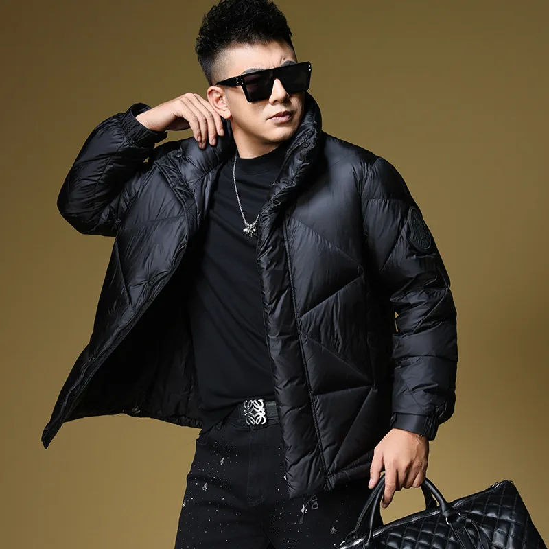 

Мужская зимняя утепленная черная глянцевая пуховая куртка с воротником-стойкой, модная, высококачественная, в стиле стритвир, городской кэжуал, ретро-стиль, ветрозащитная