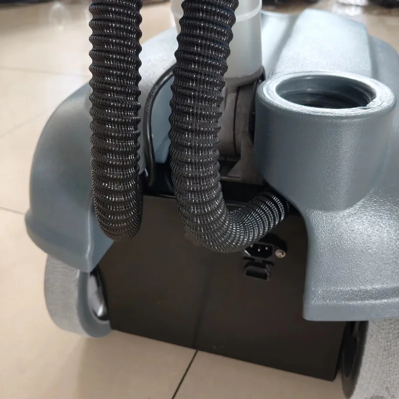 المشي التجاري خلف أجهزة تنظيف الأرضيات النظيفة العميقة في المستودعات والمصانع ومراكز التسوق #2