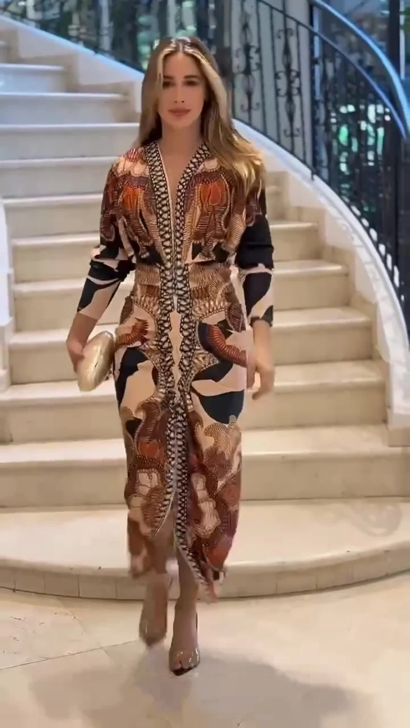 

Women's Sexy V-Neck Long-Sleeved Dress Printed Slit Design for Fashion Autumn/Summer 2025