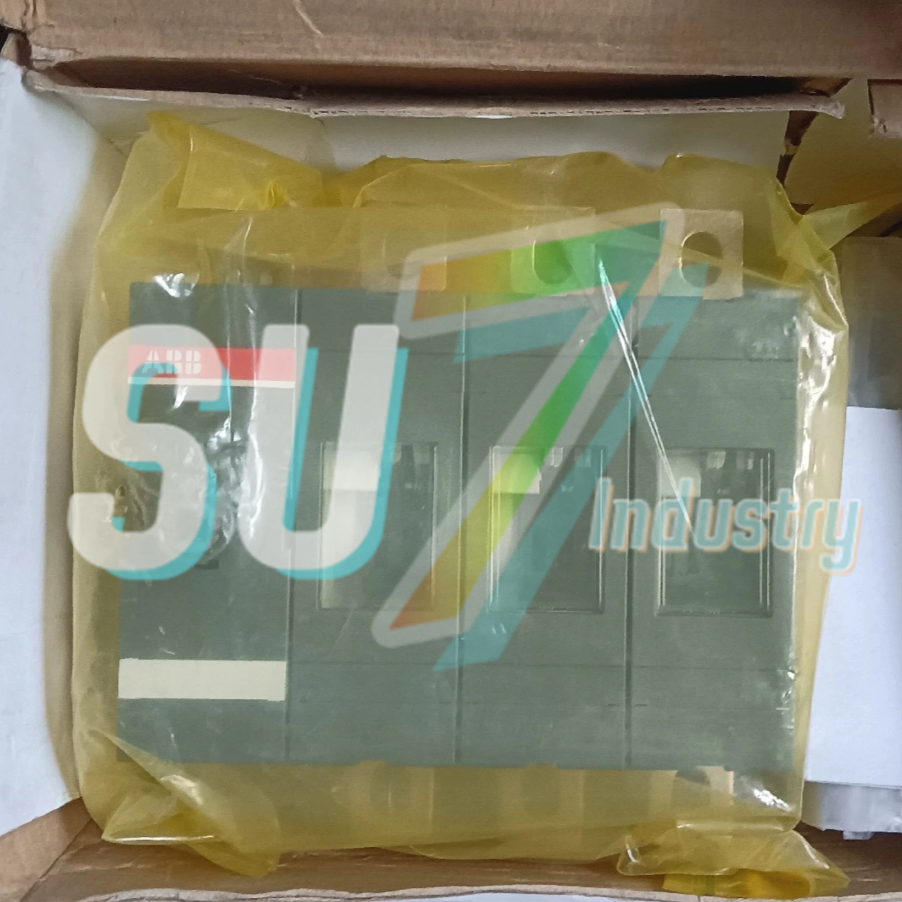desconector "OT200E03K 1SCA022763R4820" "OT200E03P 1SCA022712R0800" "OT200E04P "OT200E121SCA022713R4930" Novo original