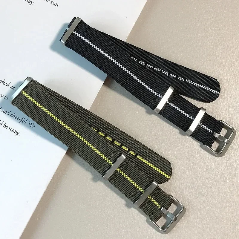 ナイロン弾性ストラップフランス軍パラシュートバッグ時計バンド弾性織時計バンド陸軍軍事時計ブレスレット 18 ミリメートル 20 ミリメートル 22 ミリメートル