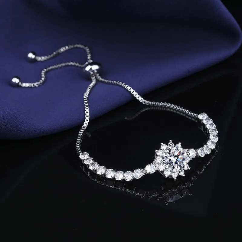 Exquisite Rhinestone Sunflower Design Bracelet for Women Elegant  Luxurious Shiny Zircon String Chain Bracelet Wedding Jewelry