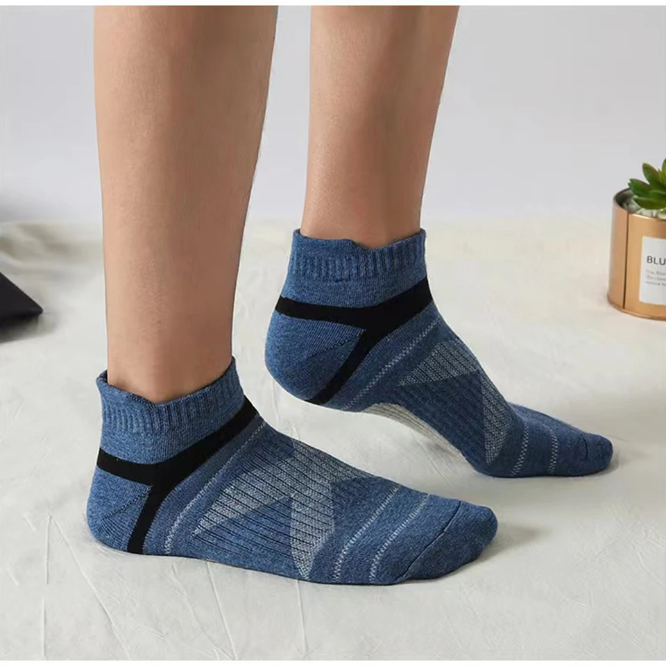 5 Paar hochwertige Socken für Herren, Sommer, Outdoor, lässig, Baumwollsocken, kurze, atmungsaktive schwarze Söckchen, Laufen, Sportsocken, Größe 38–45 – Detail 6