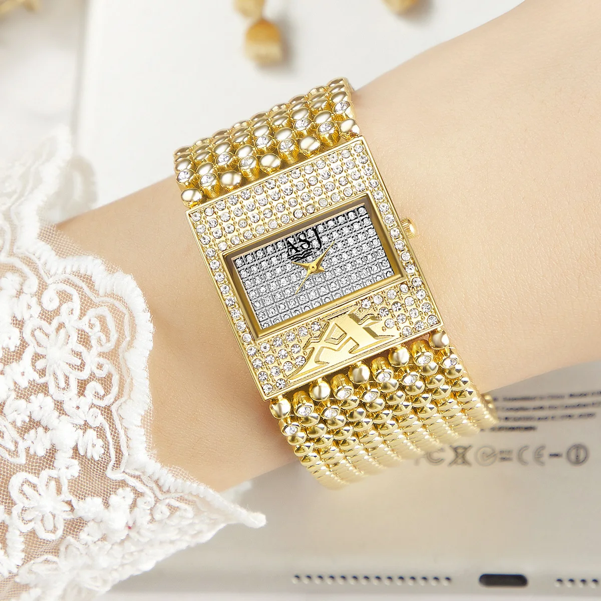 

ZH215 Ближневосточные модные женские часы, простой комплект с бриллиантами, кварцевые часы, легкие роскошные часы, подарок, часы для женщин ﻿