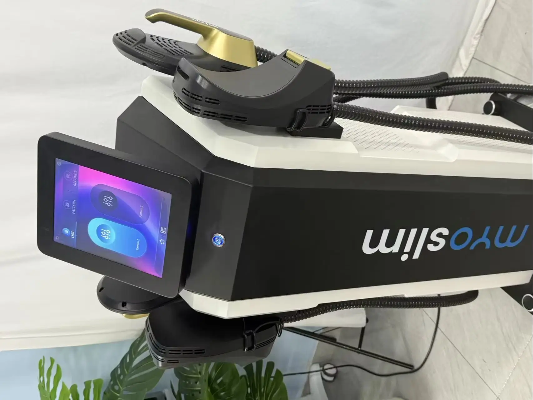 

Аппарат Myoslim Ultra NEO Slimming 15 T для похудения, электростимуляции мышц Nova EMS, коррекции фигуры и формирования ягодиц