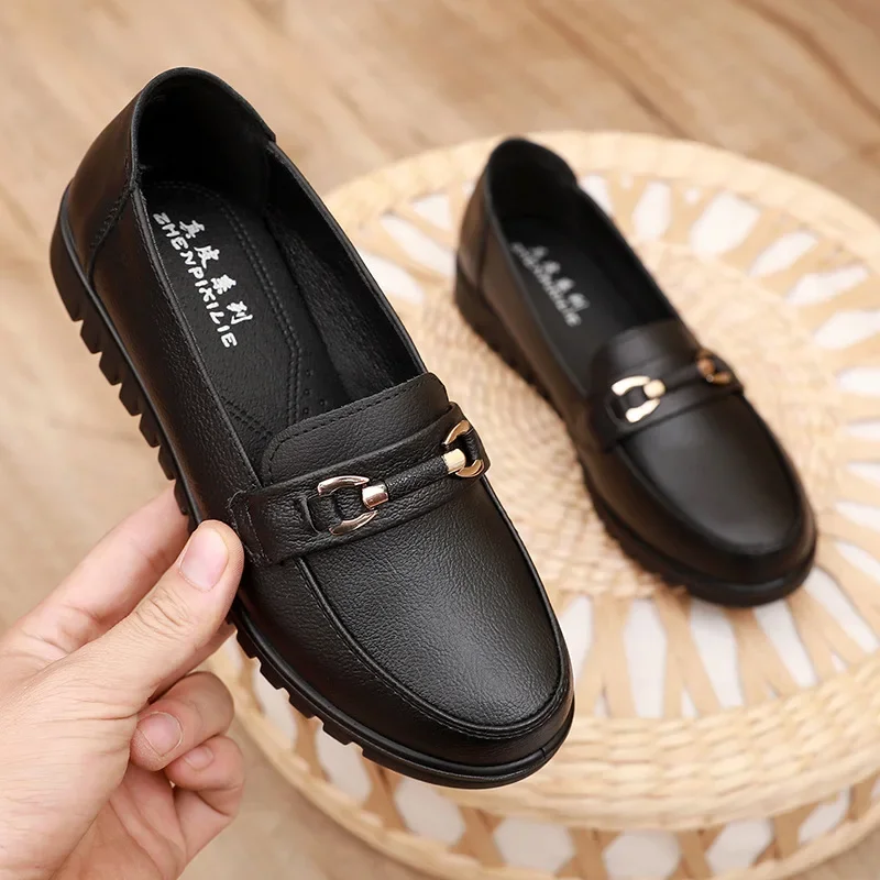 Women Shoes Flats Leather Sneakers Women  Comfortable Female Casual Walking Footwear Fashion Large Size Loafers Shoes Women