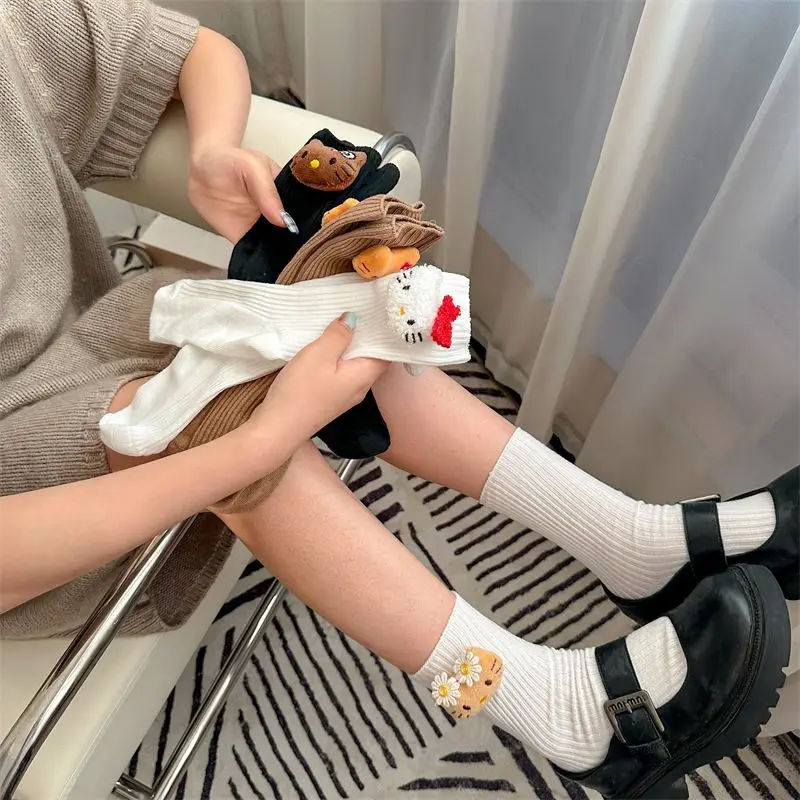 

Носки Sanrio в корейском стиле, носки средней длины Hello Kitty, милые стильные носки, студенческие милые носки средней длины, женские средние носки-трубы