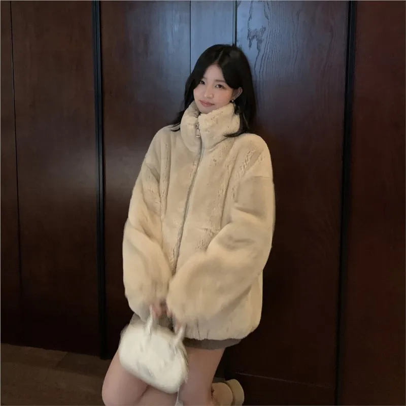 大きいサイズのファッショナブルで多用途なスタンドカラーのファー付きライトミックスコート、女性用厚手オーバーコート