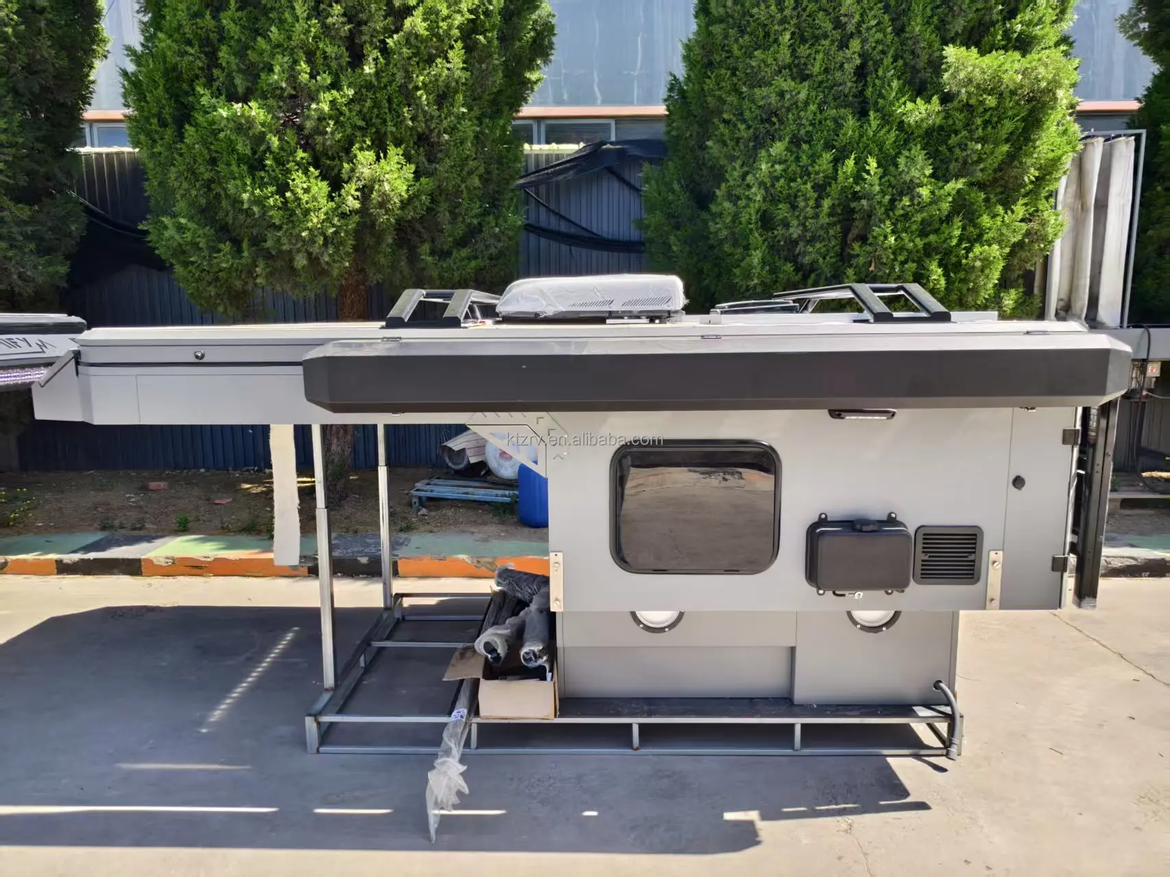 Lightweight aluminum pickup off Road Expedition Truck Camper Pop Top Caravan for Sale