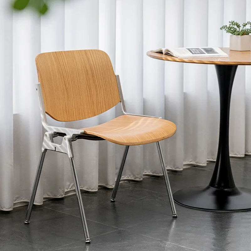 كرسي طعام من العصور الوسطى خفيف فاخر على الإنترنت كرسي خلفي للمشاهير مقعد من الحديد المطاوع كرسي تفاوض بسيط للمقهى المنزلي #5