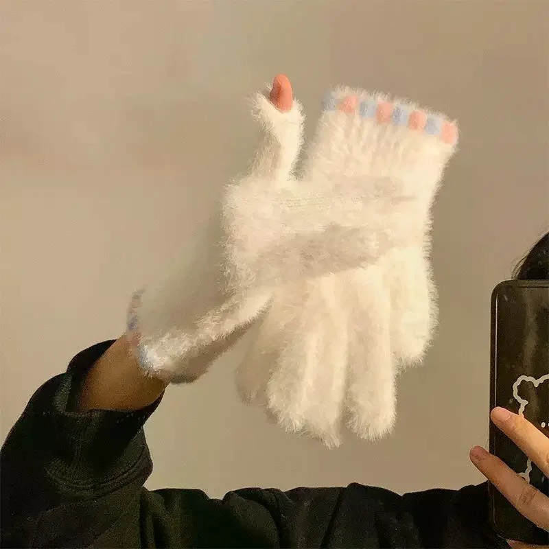 Cute Open Finger Touch Screen Plush Five Finger Gloves For Women In Winter, Warm And Thick Velvet For Cycling Students