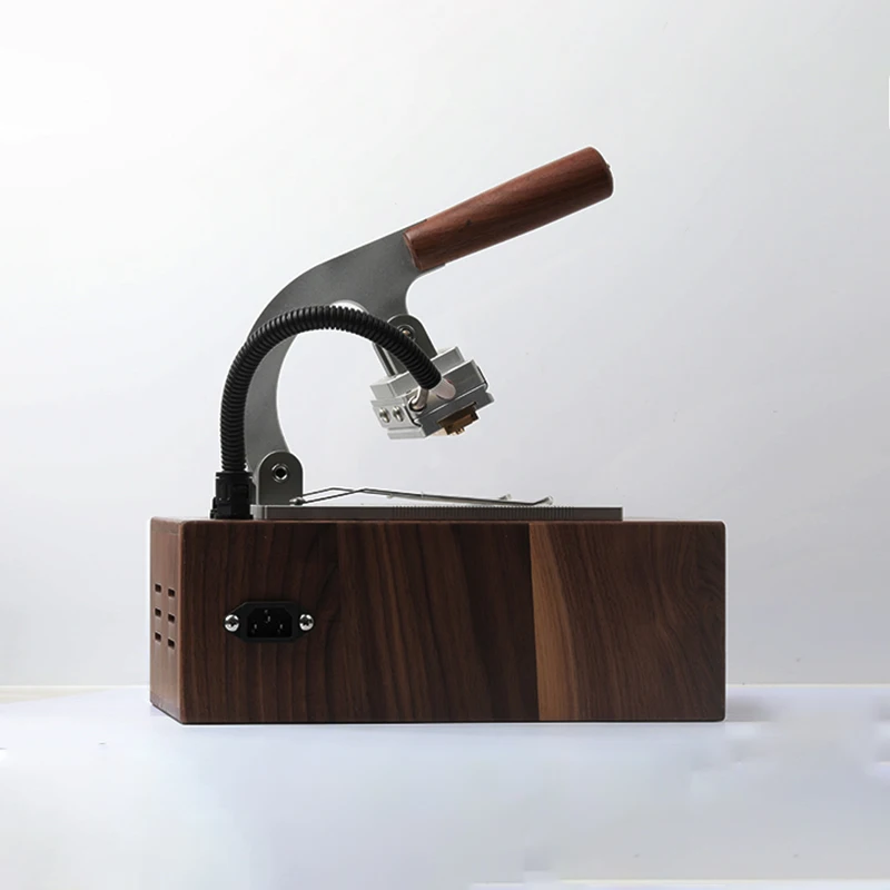 

WT-90XT Small manual leather brass version movable type copper mold handmade leather goods hot pressing hot stamping machine
