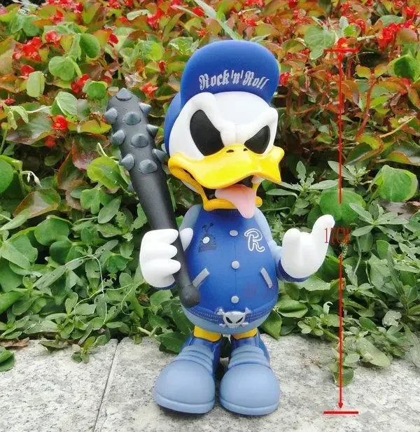 17cm Wicked demon ROCK ROLL Donald Duck Action Figure PVC statue Collection model Home decorations Ornaments toys kids gift toy